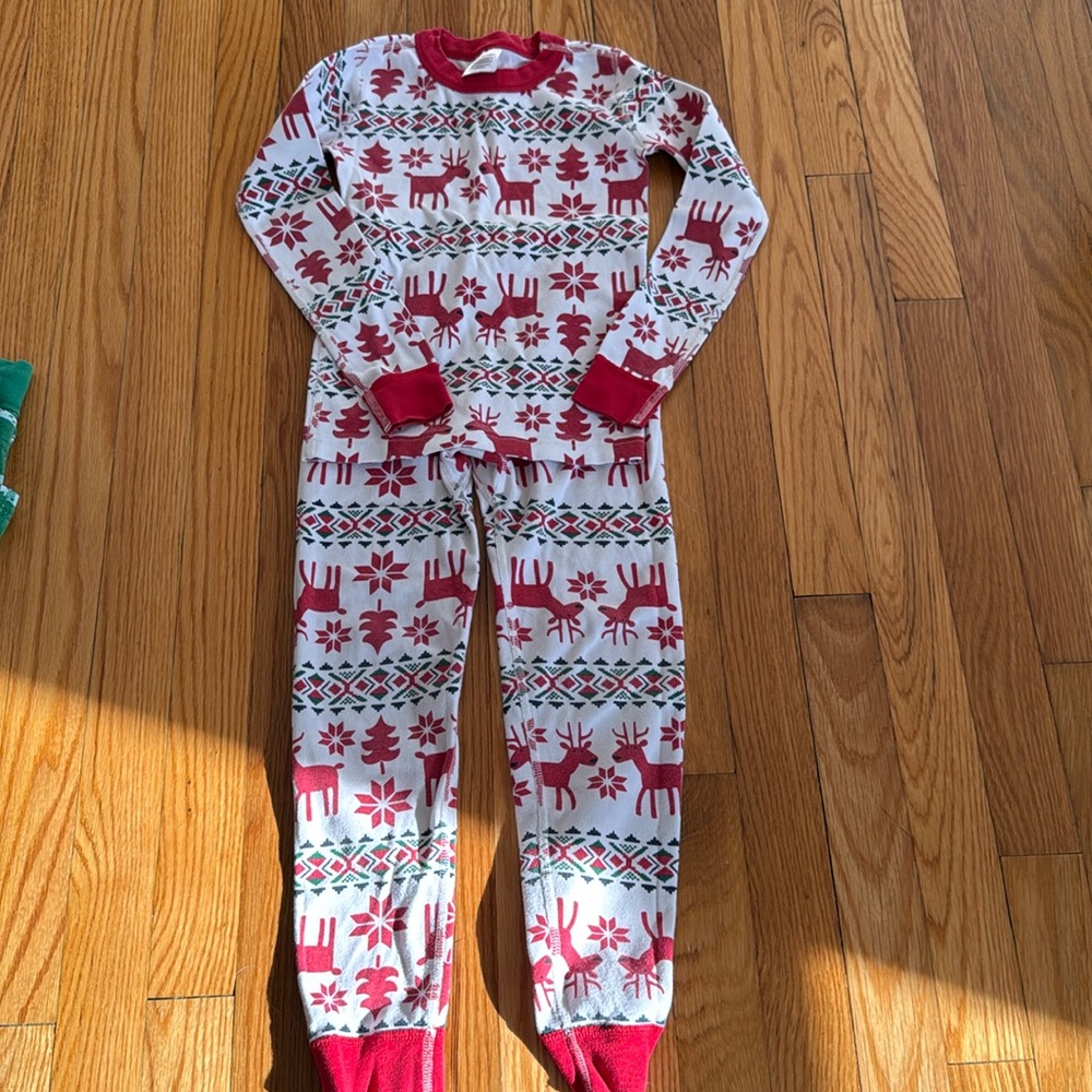 Hanna Andersson Dear Deer Pajamas size 6-7
